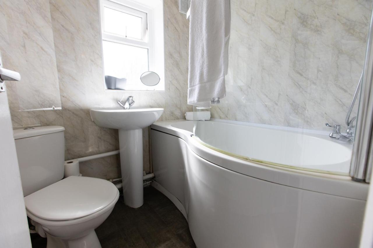 Cul-De-Sac Creations Apartment Shrewsbury Bagian luar foto