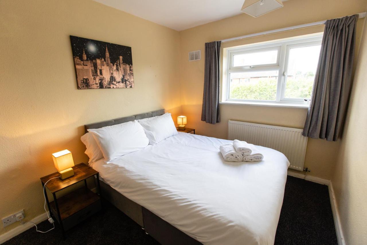 Cul-De-Sac Creations Apartment Shrewsbury Bagian luar foto